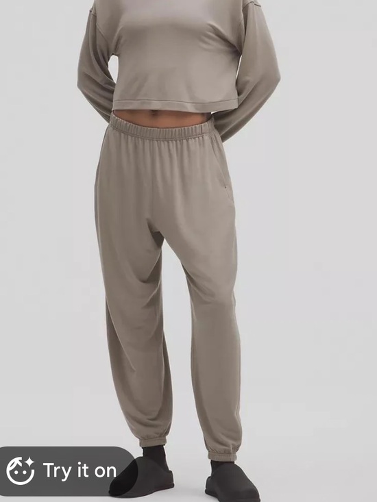 lululemon athletica Pants - Lululemon be calm mid rise pant